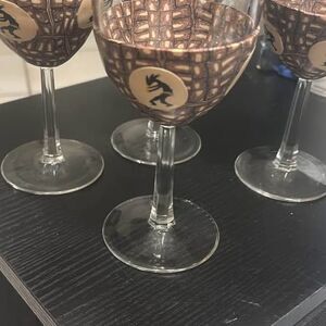 4 wine glasses and decor